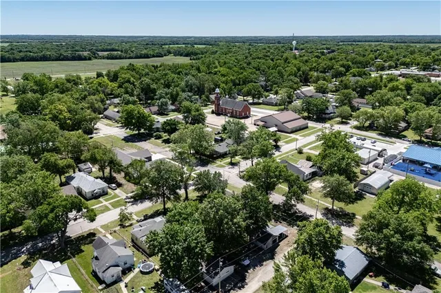 $109,999 | 901 North 9th Street, Neodesha, KS 66757