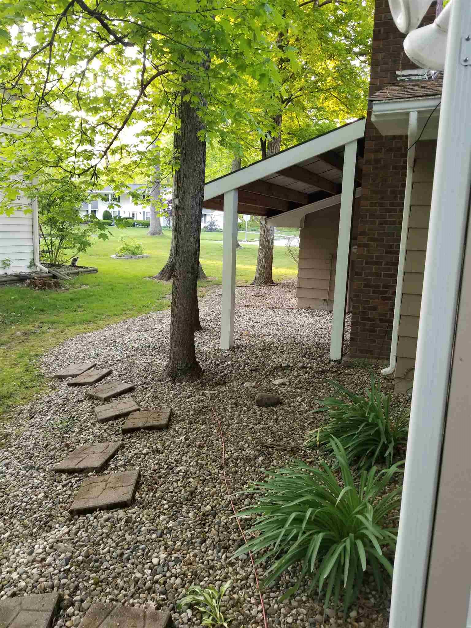 9633 Saratoga Road Fort Wayne, IN 46804 - Photo 7 of 36