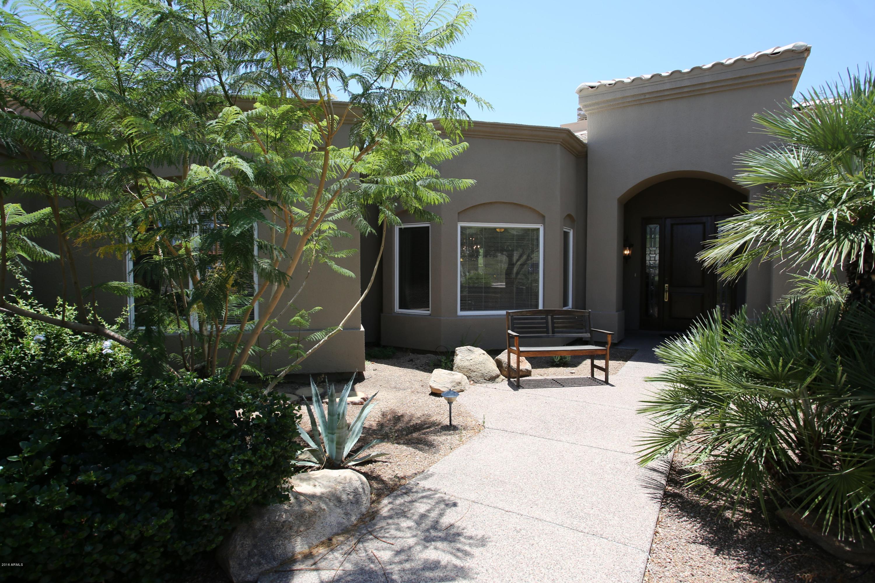 2301 East Mountain View Road Phoenix, AZ 85028 - Photo 28 of 58 Front yard towards house front-1