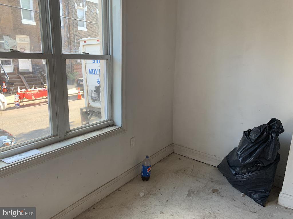 2619 Reed Street Philadelphia, PA 19146 - Photo 7 of 23