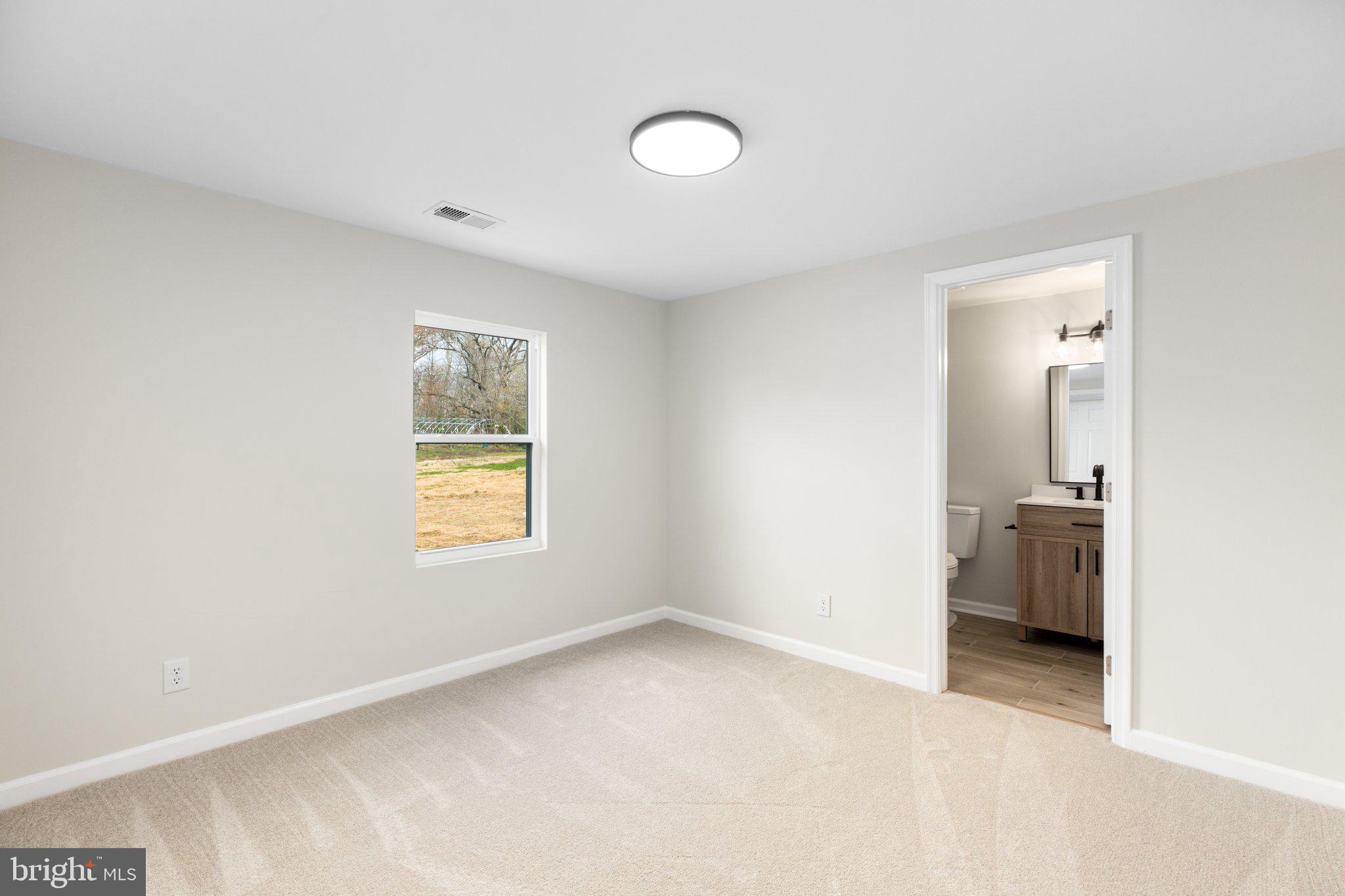2143 Chapel Way King George, VA 22485 - Photo 19 of 48 Primary bedroom in main house