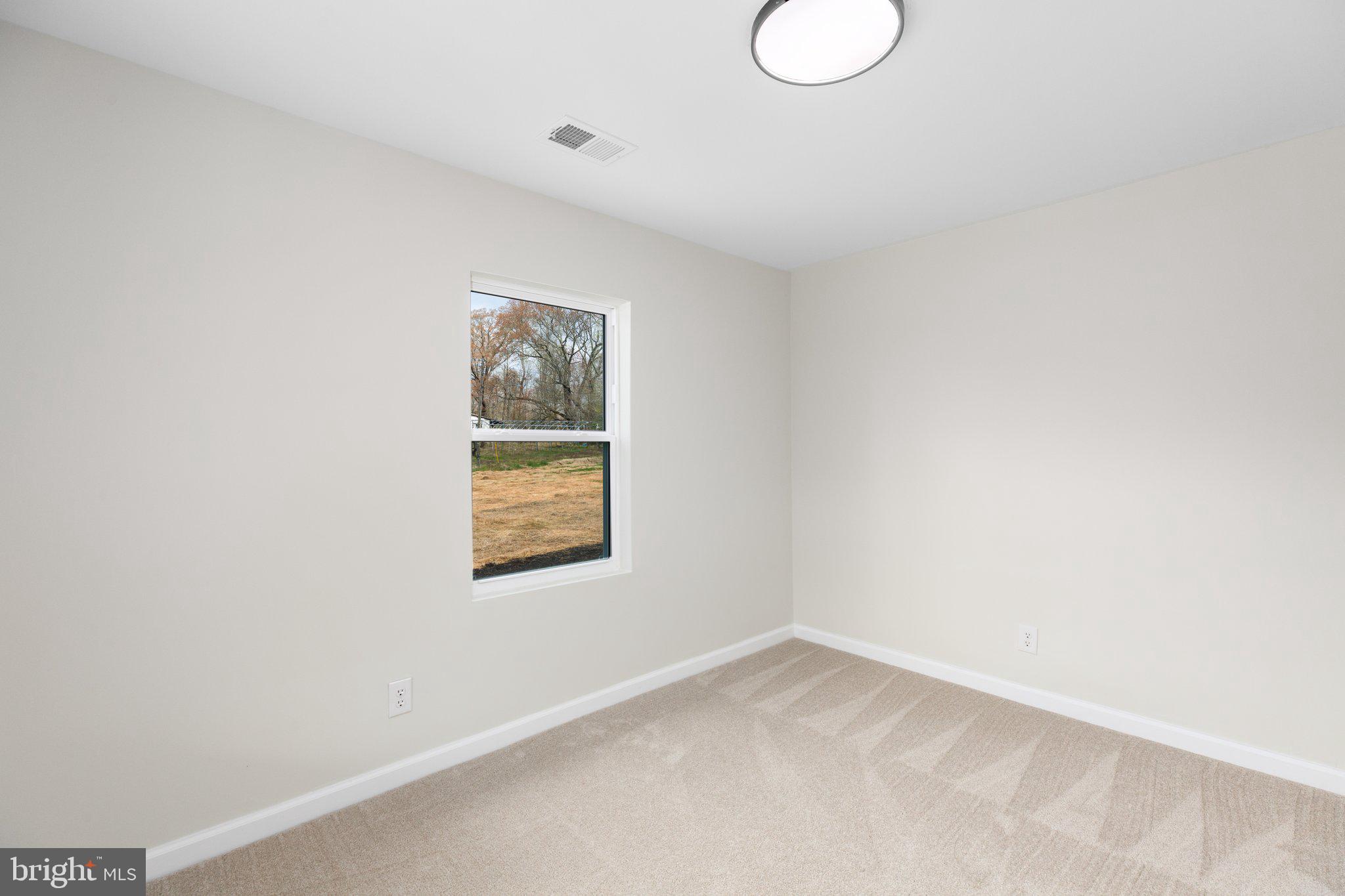 2143 Chapel Way King George, VA 22485 - Photo 22 of 48 Bedroom in main house