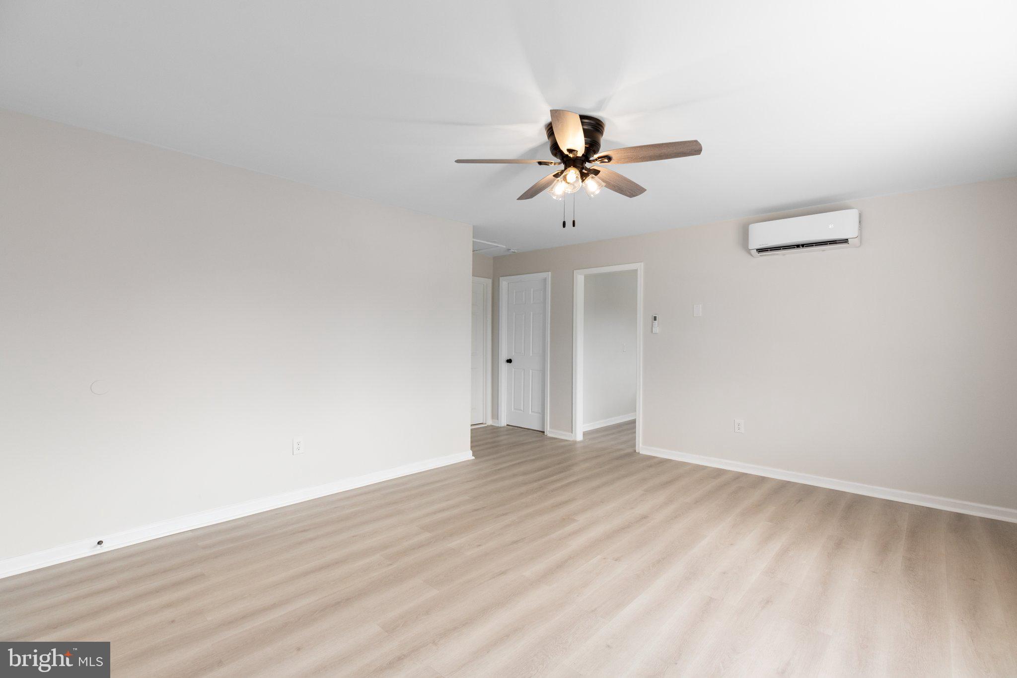 2143 Chapel Way King George, VA 22485 - Photo 33 of 48 Living room in carriage house.