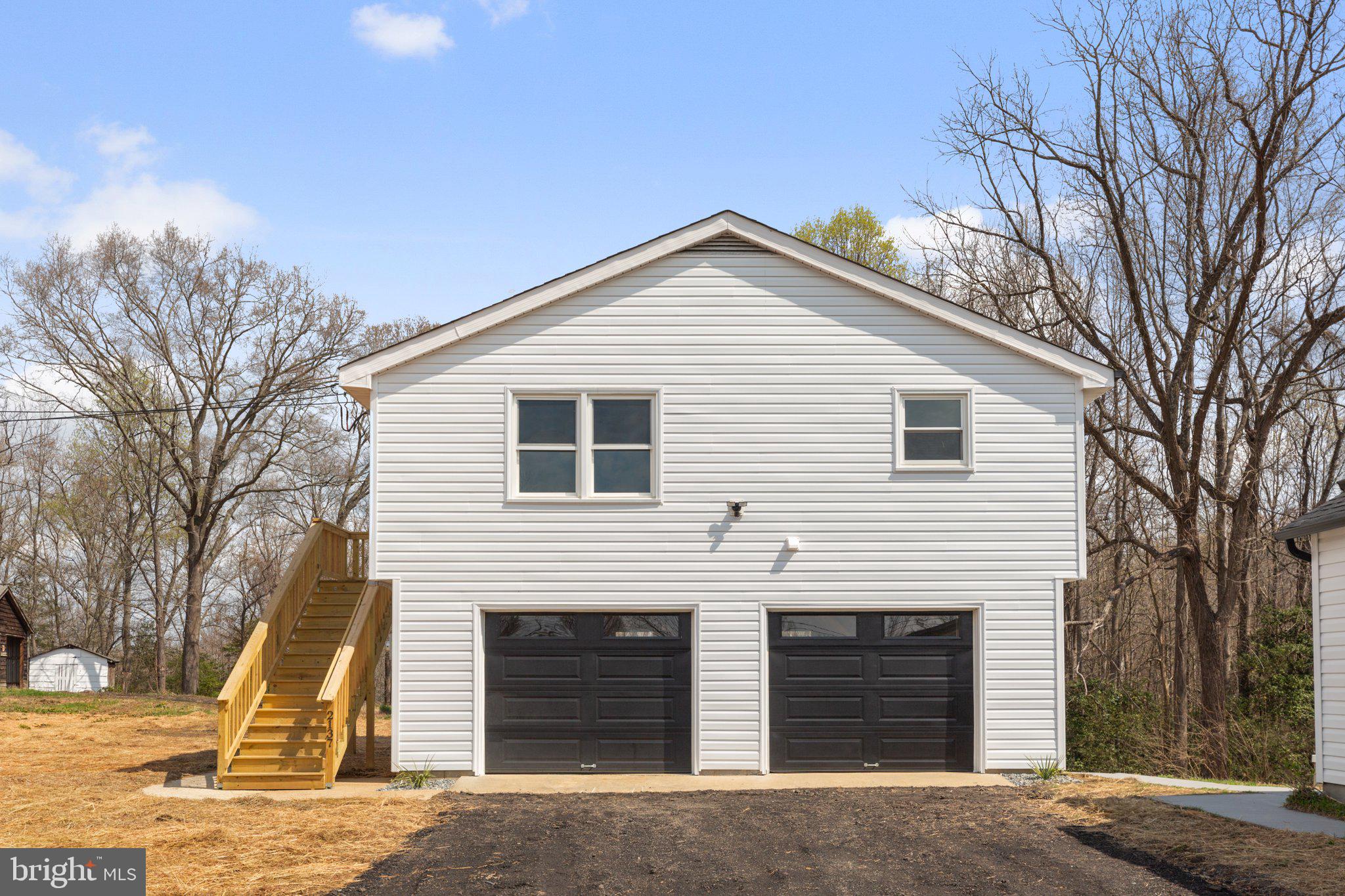 2143 Chapel Way King George, VA 22485 - Photo 5 of 48 Carriage house