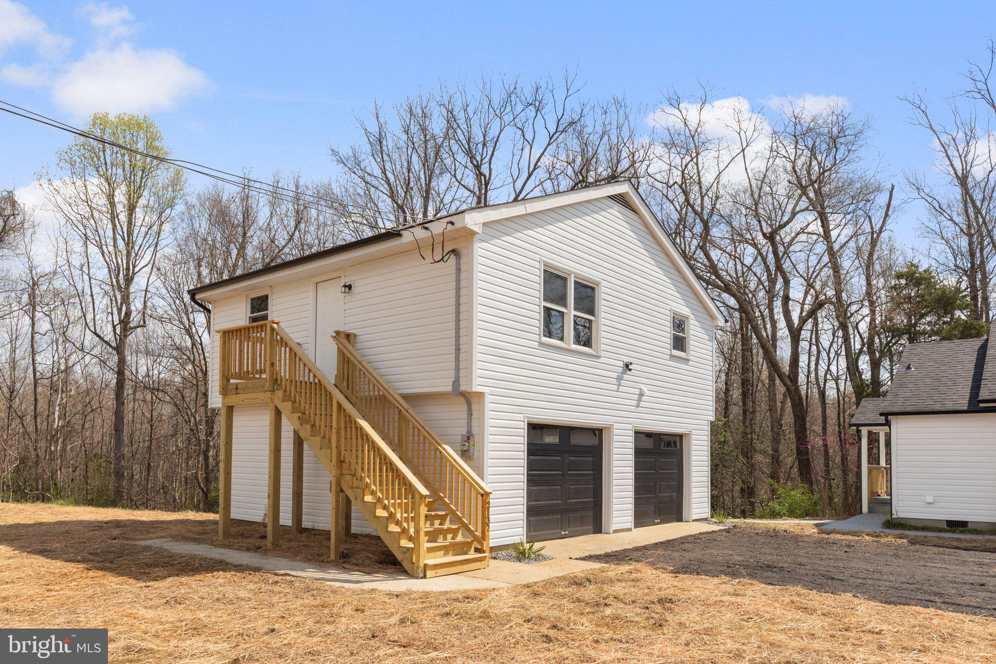 2143 Chapel Way King George, VA 22485 - Photo 6 of 48 Entrance to carriage house