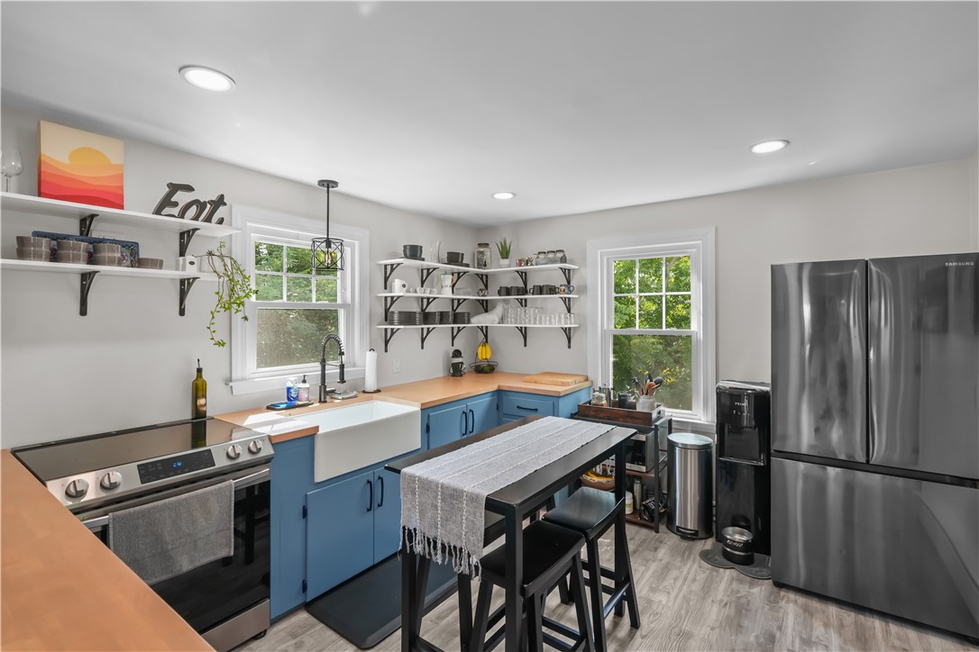 186 High Street Westerly, RI 02891 - Photo 30 of 49