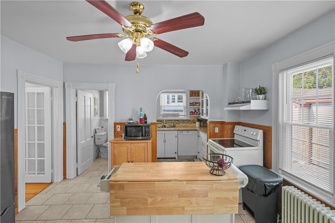 186 High Street Westerly, RI 02891 - Photo 10 of 49