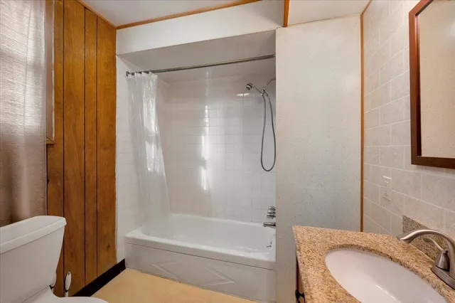 $250,000 | 1117 Hammond Avenue, Superior, WI 54880