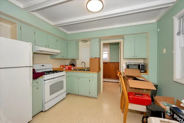 $250,000 | 1117 Hammond Avenue, Superior, WI 54880