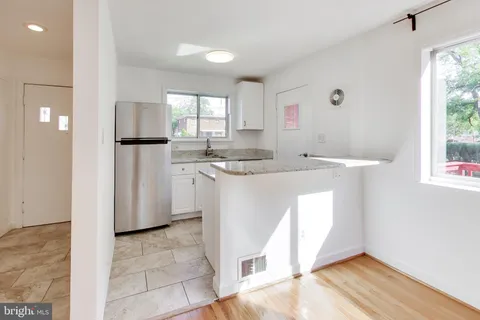 $299,000 | 637 Maury Avenue, Oxon Hill, MD 20745
