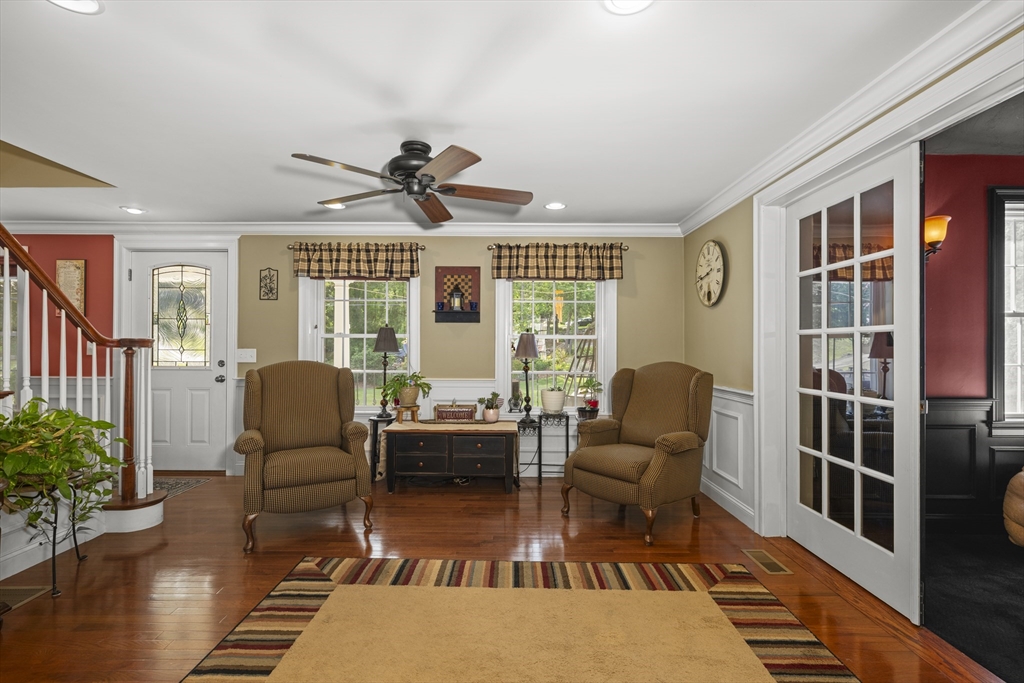 70 Ellis Road Southbridge, MA 01550 - Photo 8 of 41