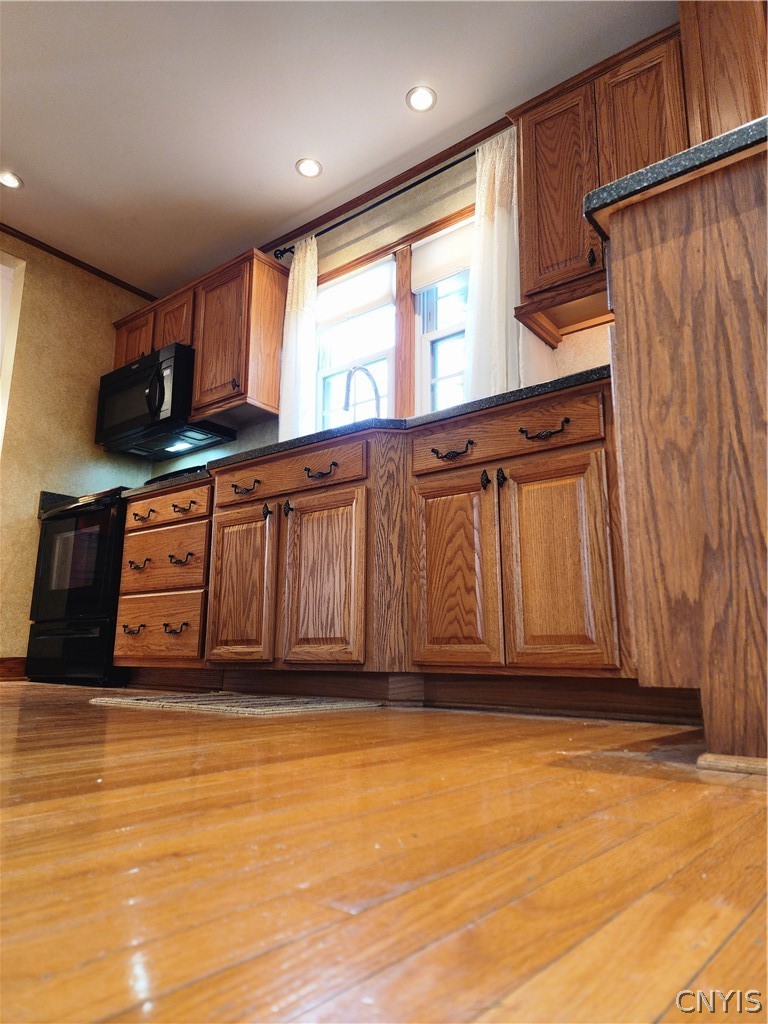5378 Bear Road Clay, NY 13212 - Photo 11 of 34 Kitchen
