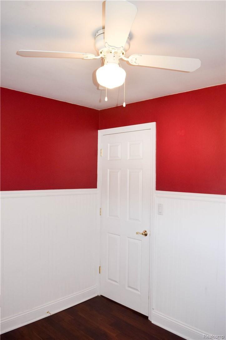 25624 Wick Road Taylor, MI 48180 - Photo 41 of 54 DSC_0460.jpg