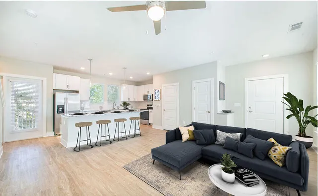 $2,152 | 9691 Patriot Boulevard, Unit B4, Ladson, SC 29456