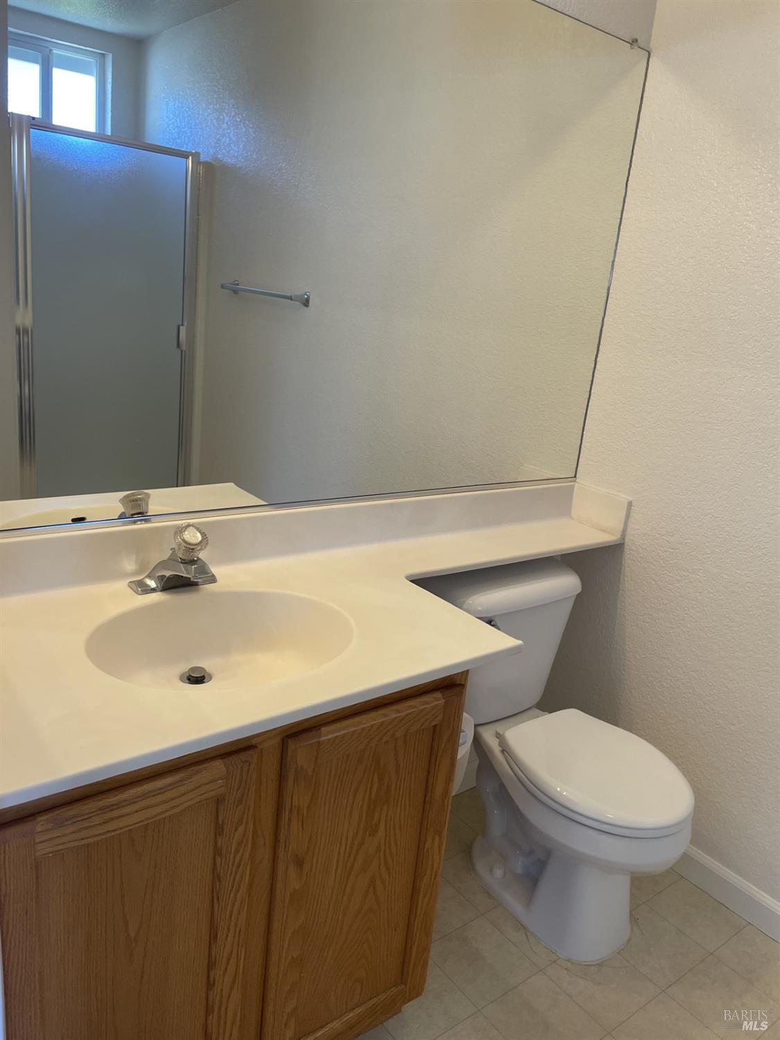 203 Spur Ridge Lane Healdsburg, CA 95448 - Photo 6 of 9 Full bathroom