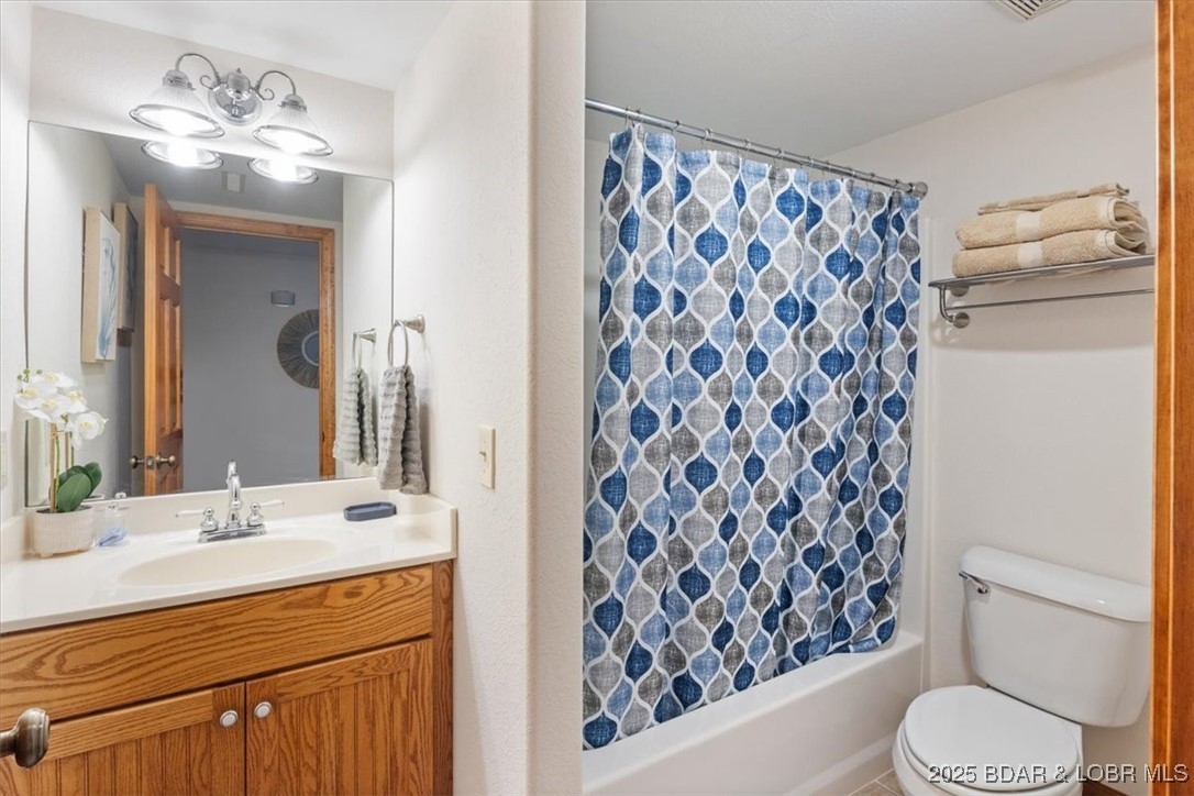 1285 Jeffries Road Osage Beach, MO 65065 - Photo 13 of 36