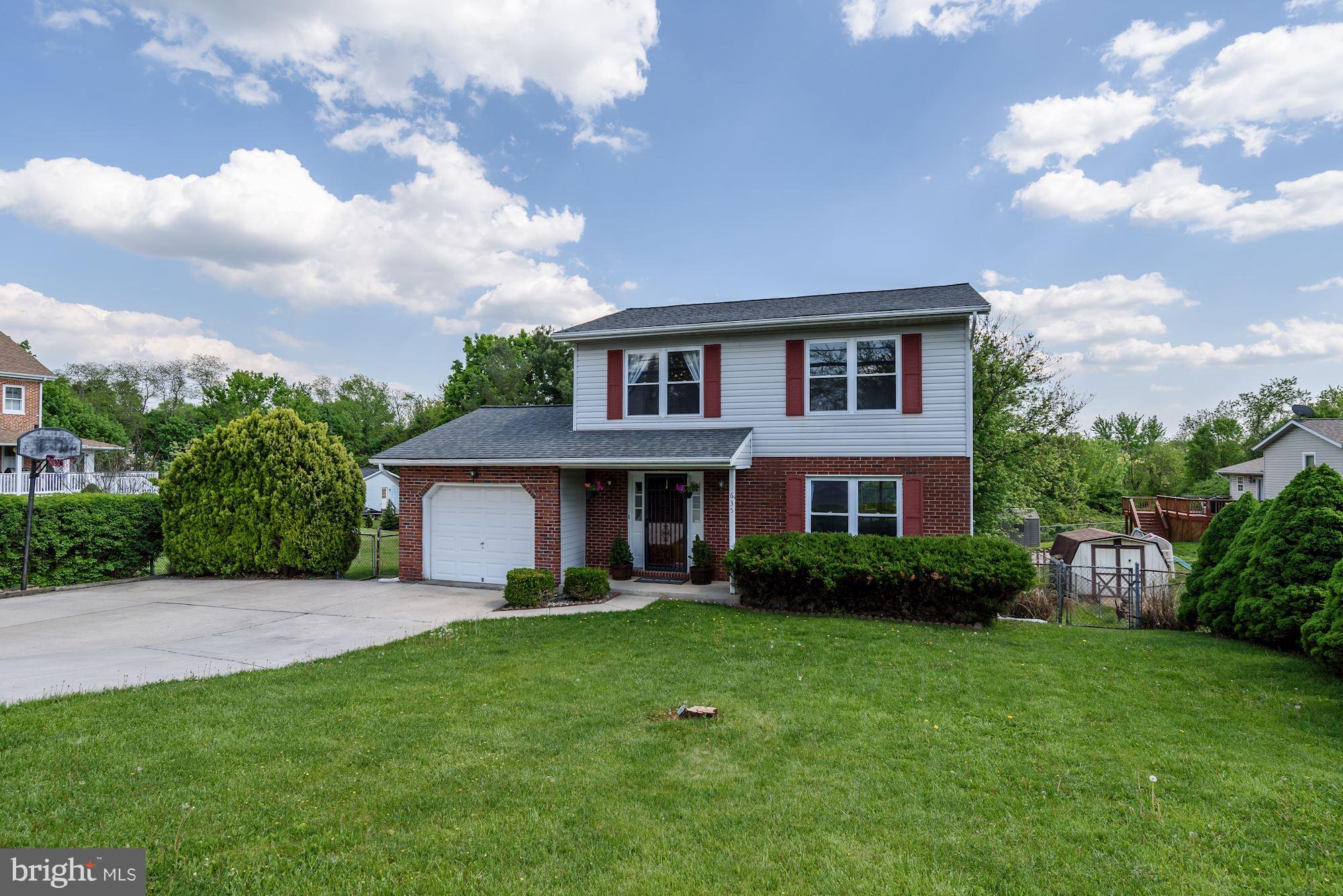 635 Uniontown Road Westminster, MD 21158 - Photo 1 of 28 Exterior (Front)