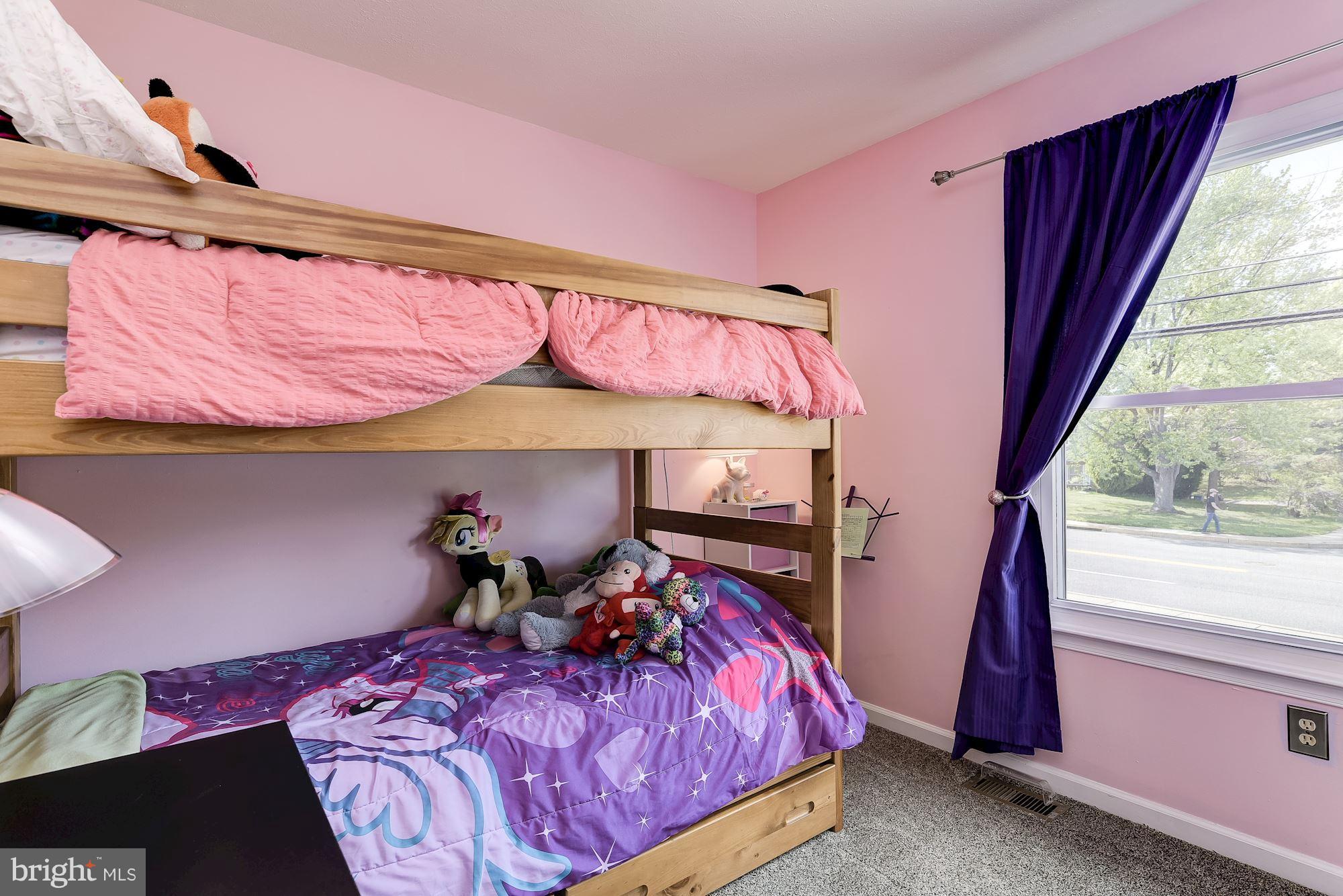 635 Uniontown Road Westminster, MD 21158 - Photo 16 of 28 Bedroom