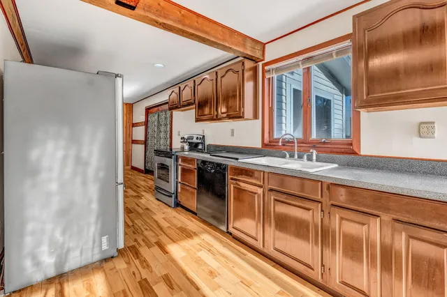 $288,000 | 287 East Main Street, Dover Foxcroft, ME 04426