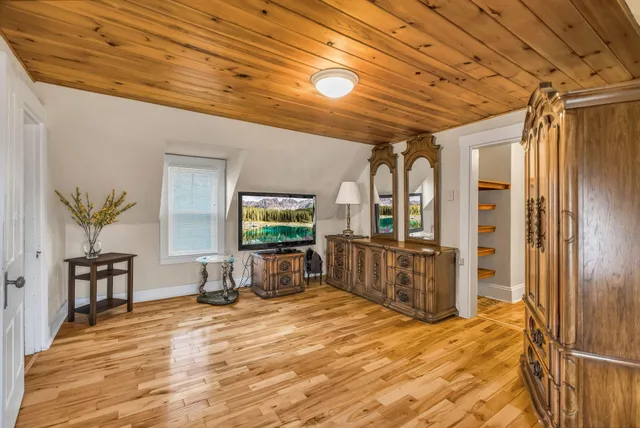 $288,000 | 287 East Main Street, Dover Foxcroft, ME 04426