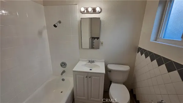 $1,800 | 8641 Cerritos Avenue, Unit B, Stanton, CA 90680