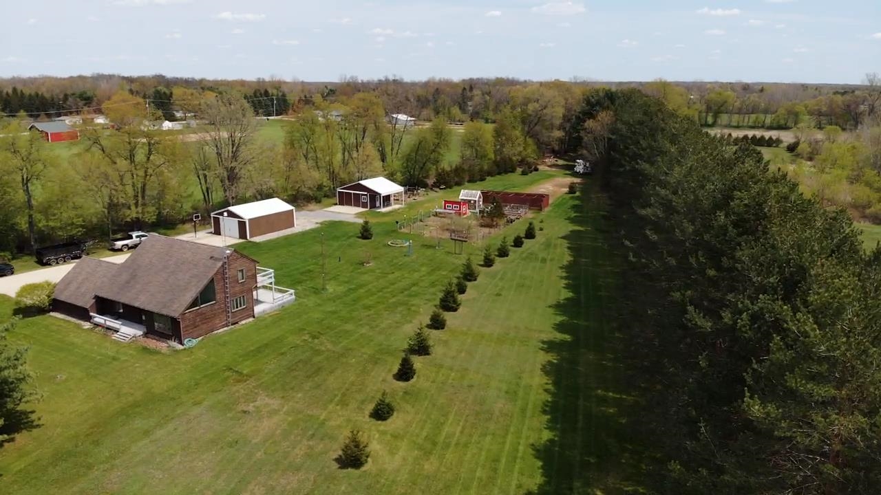 7375 Lemon Road Bancroft, MI 48414 - Photo 5 of 77 50107908-4.JPG