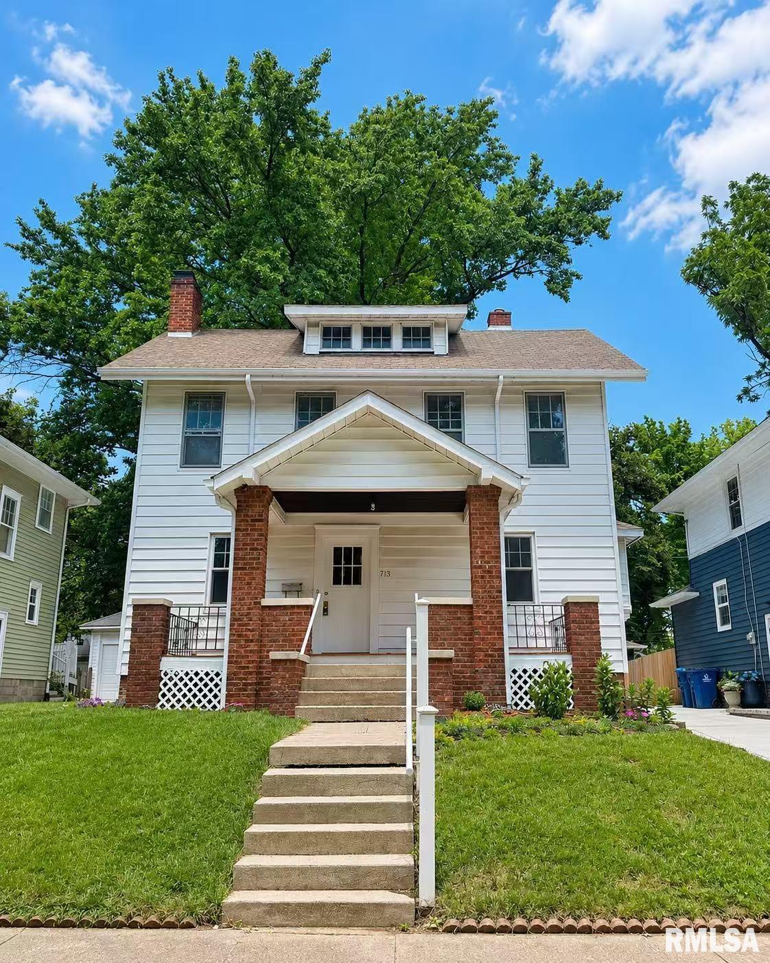 713 West Vine Street Springfield, IL 62704 - Photo 1 of 1