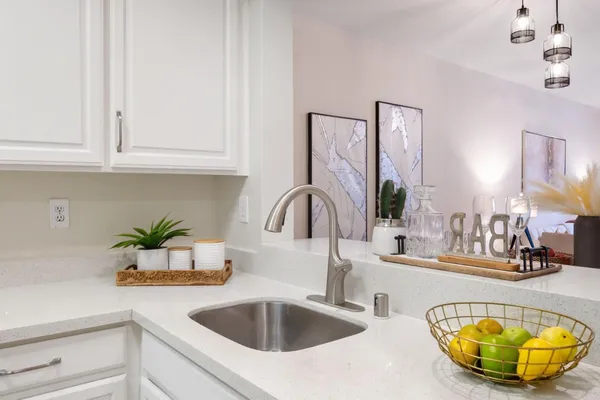 $700,000 | 212 Crescent Court, Brisbane, CA 94005