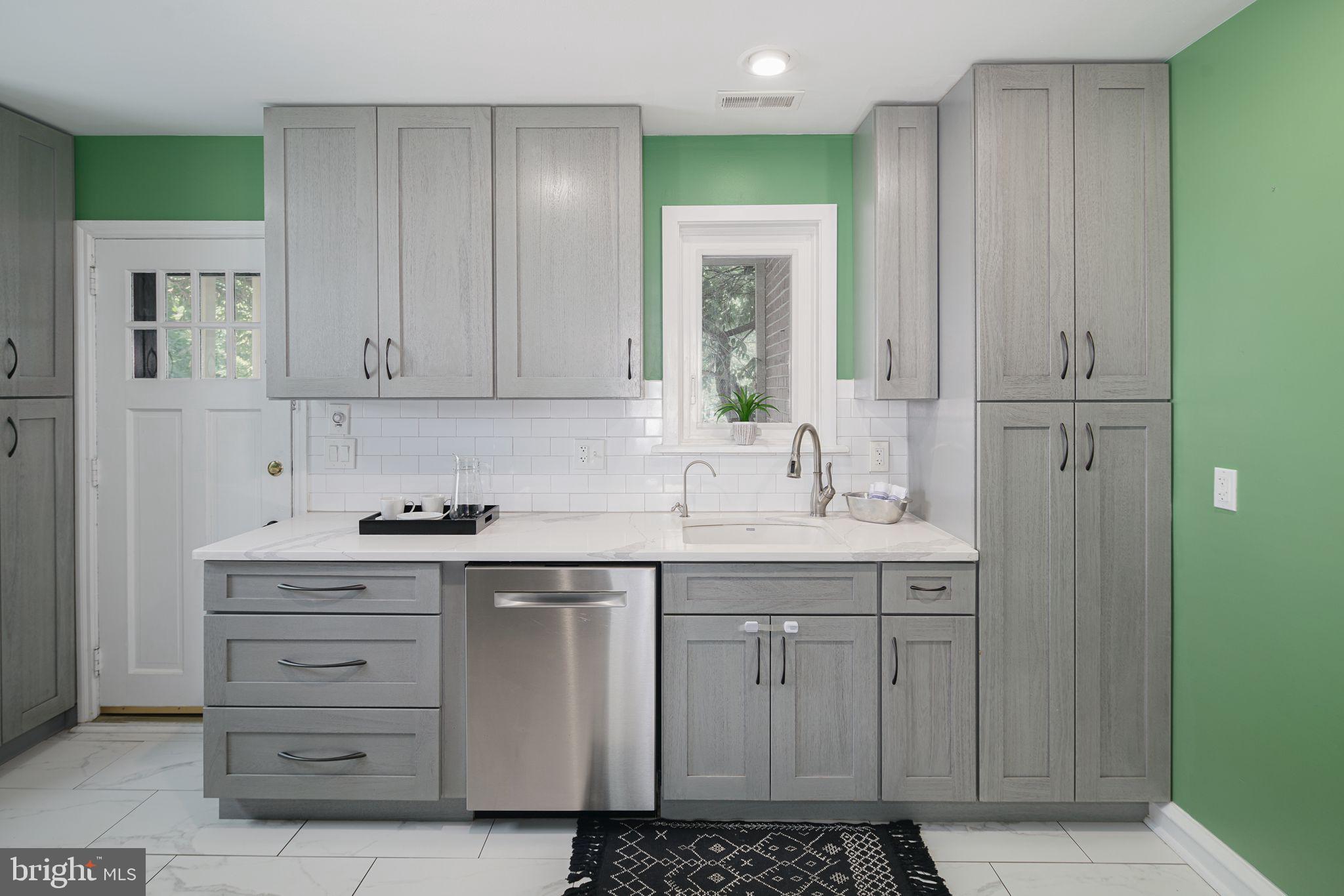 718 Rydal Road Jenkintown, PA 19046 - Photo 12 of 34