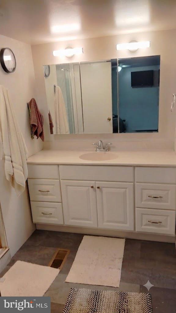 13025 Thunder Road King George, VA 22485 - Photo 21 of 34 Bright and inviting bathroom oasis.