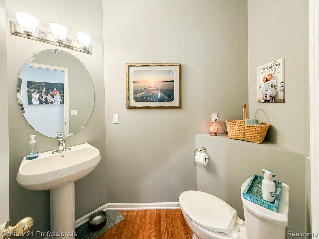 767 East Bluff Court Rochester Hills, MI 48306 - Photo 19 of 52