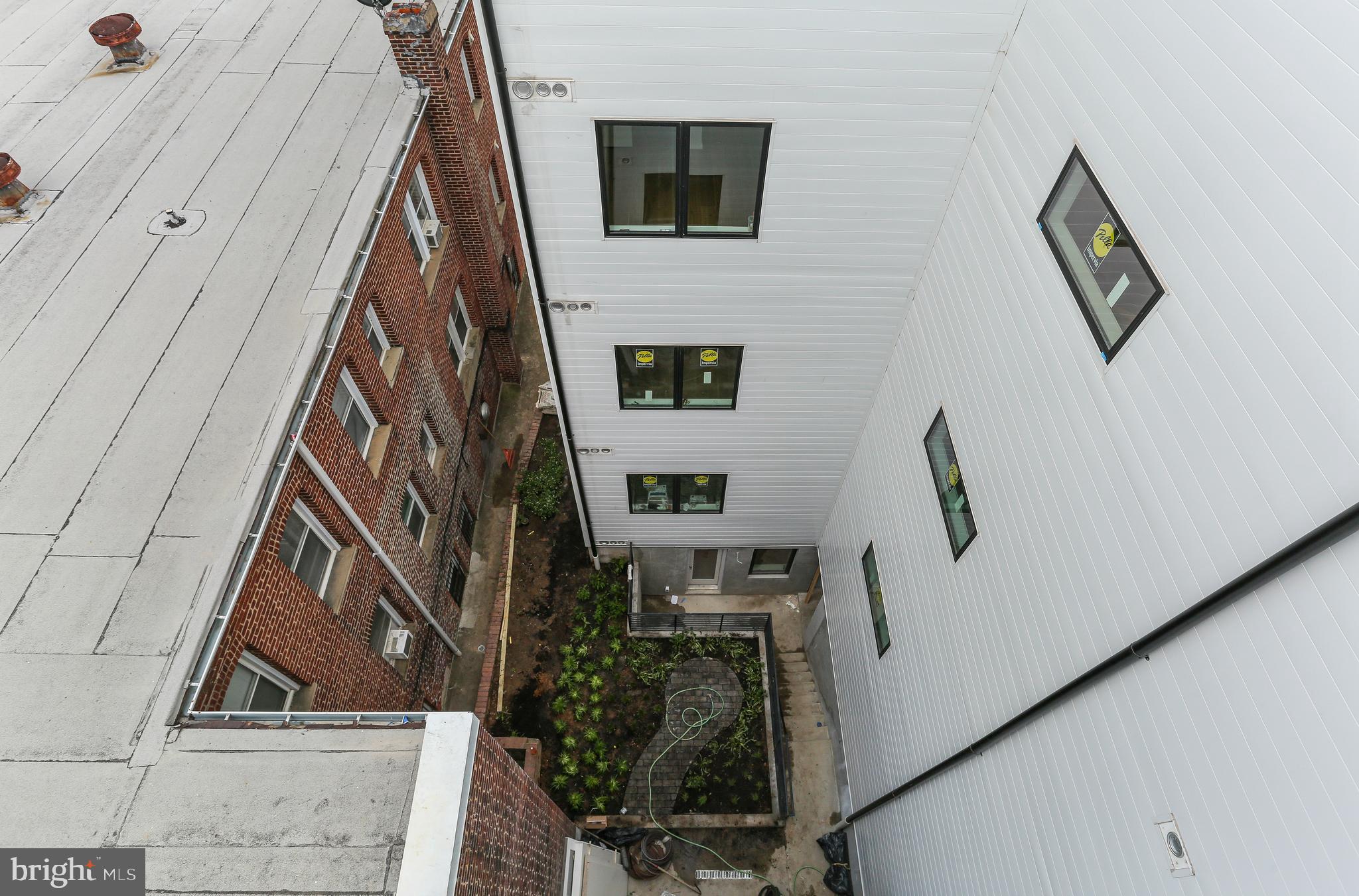 1434 Chapin Street Northwest, Unit 6 Washington, DC 20009 - Photo 36 of 37 Interior Courtyard