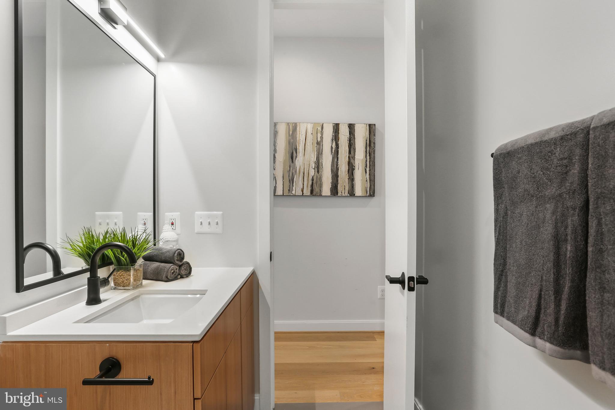 1434 Chapin Street Northwest, Unit 6 Washington, DC 20009 - Photo 8 of 37