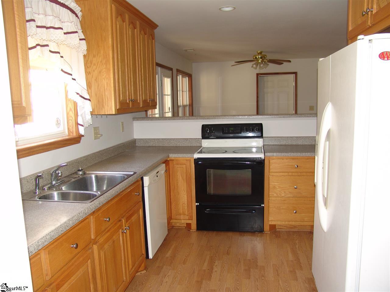 2955 Cowens Bridge Road Gray Court, SC 29645 - Photo 4 of 11