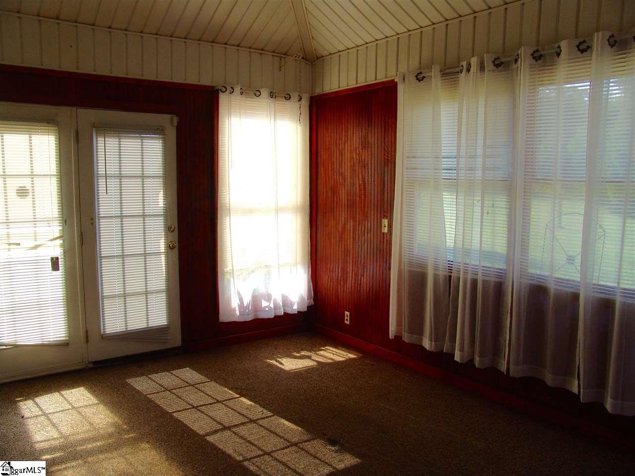 2955 Cowens Bridge Road Gray Court, SC 29645 - Photo 5 of 11
