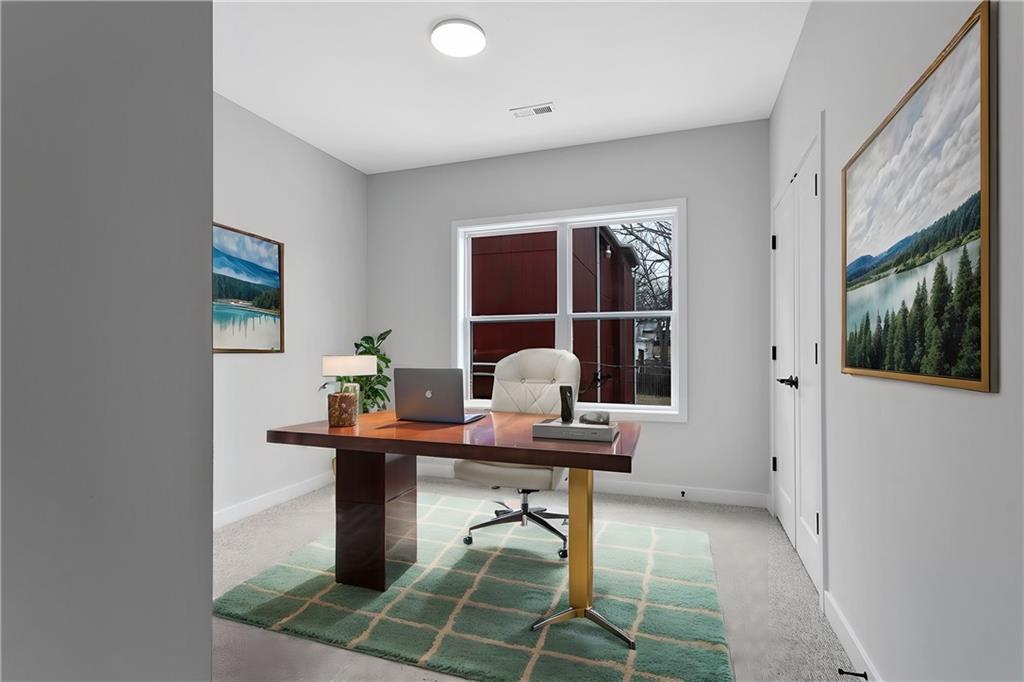 4521 Forest Avenue, Unit B Kansas City, MO 64110 - Photo 19 of 31 Gallery Image 19