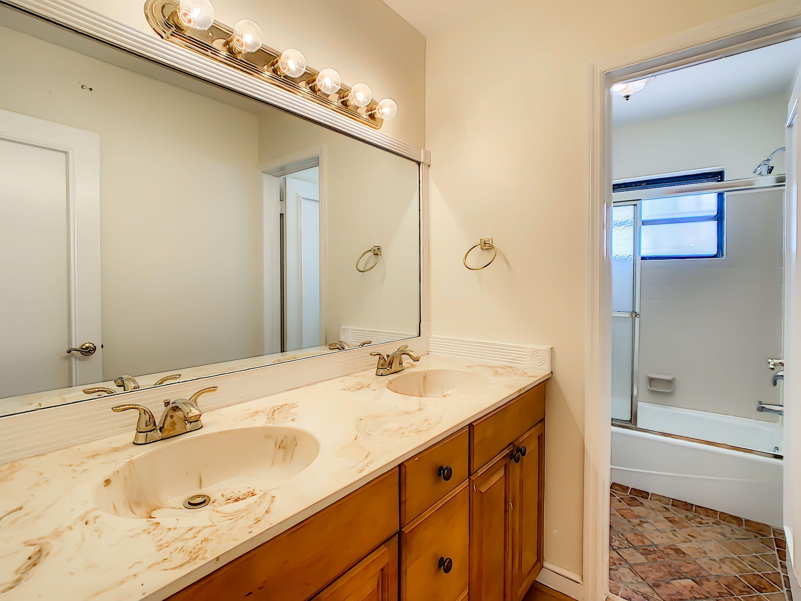 5737 Wind Drift Lane Boca Raton, FL 33433 - Photo 17 of 24 Guest Bathroom
