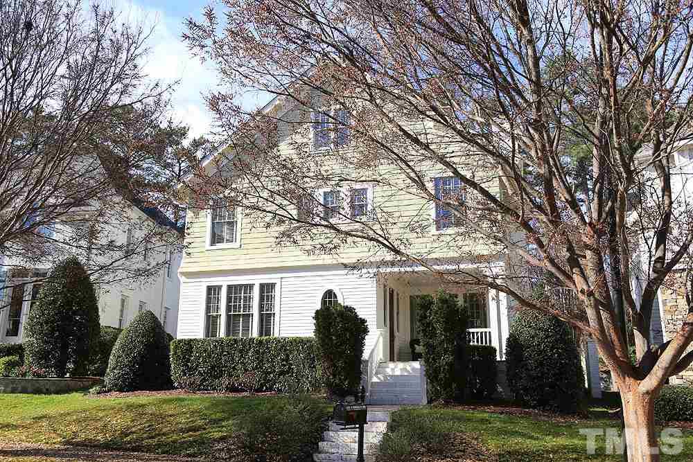 527 Guilford Circle Raleigh, NC 27608 - Photo 1 of 30