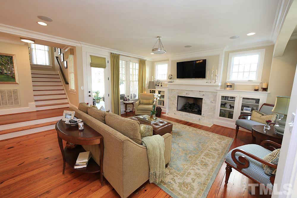 527 Guilford Circle Raleigh, NC 27608 - Photo 15 of 30