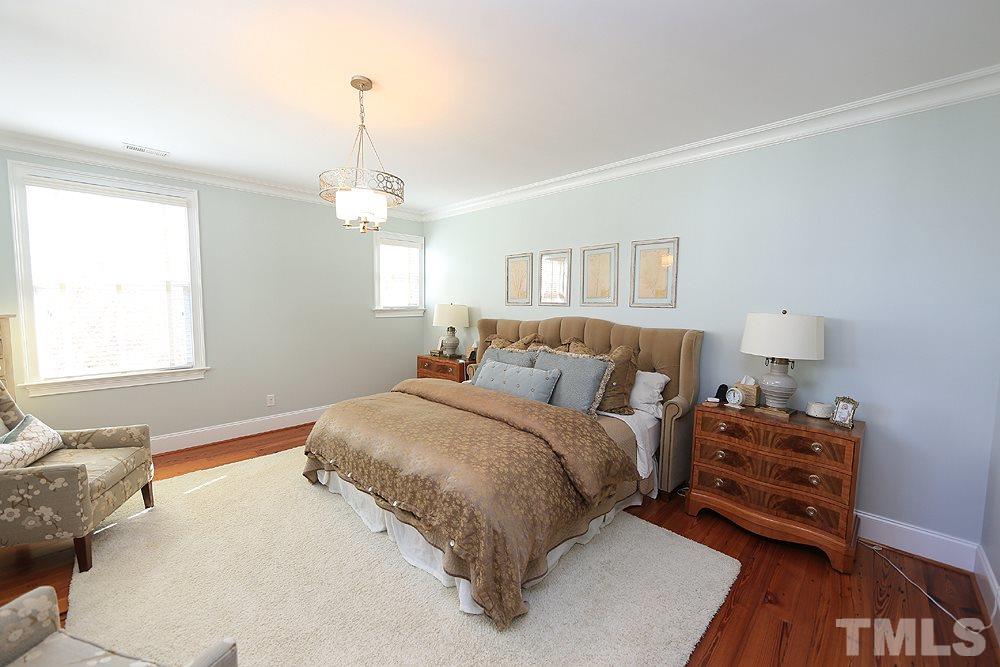 527 Guilford Circle Raleigh, NC 27608 - Photo 18 of 30