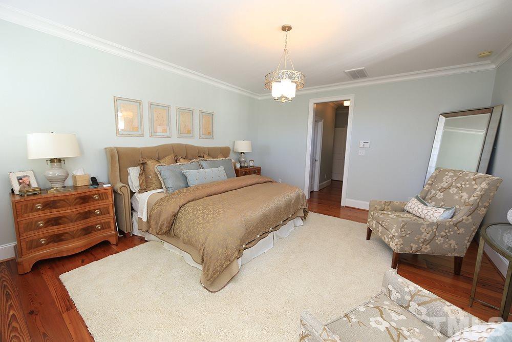 527 Guilford Circle Raleigh, NC 27608 - Photo 19 of 30