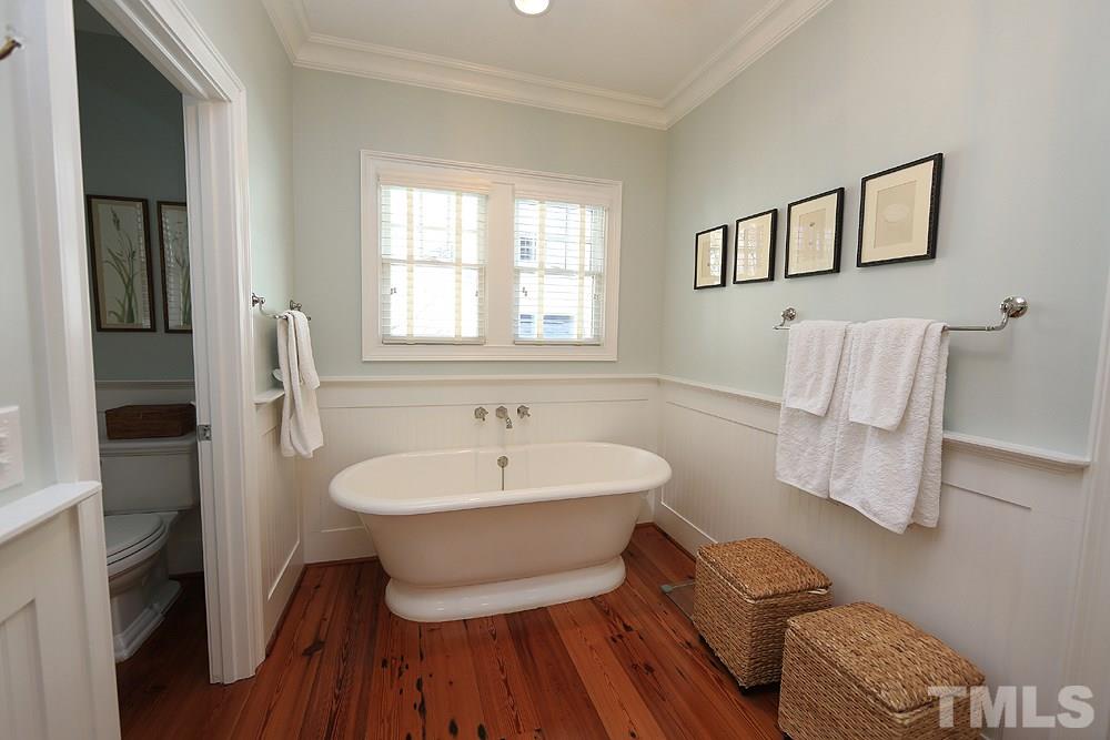 527 Guilford Circle Raleigh, NC 27608 - Photo 21 of 30