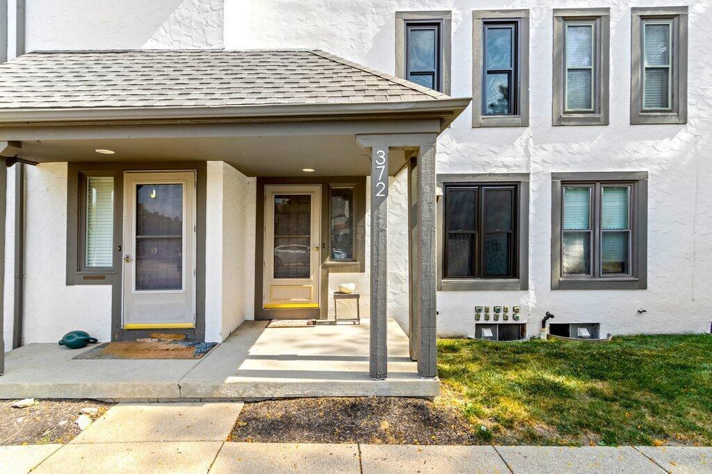 372 Edinburgh Road Dublin, OH 43017 - Photo 3 of 30 372 Edinburgh Road-4.jpg-SMALL
