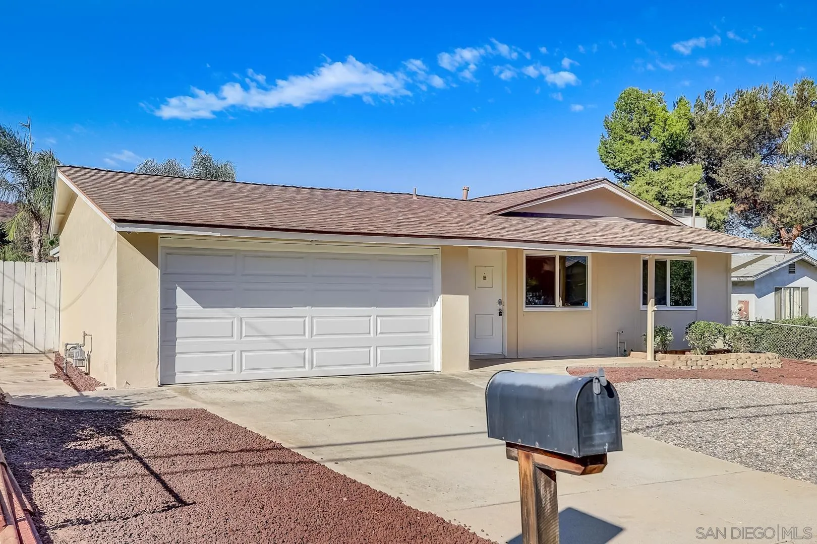9124 Northcote Road Santee, CA 92071 - Photo 12 of 28 Gallery Image 12