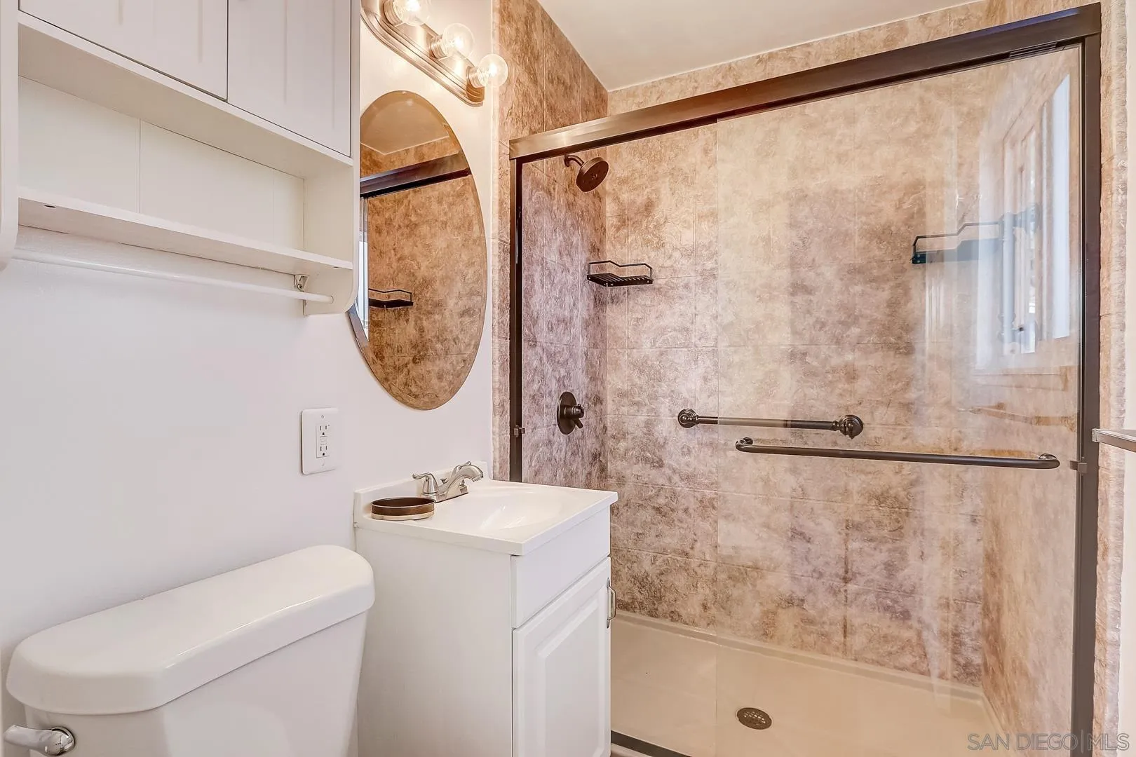 9124 Northcote Road Santee, CA 92071 - Photo 8 of 28 Gallery Image 8