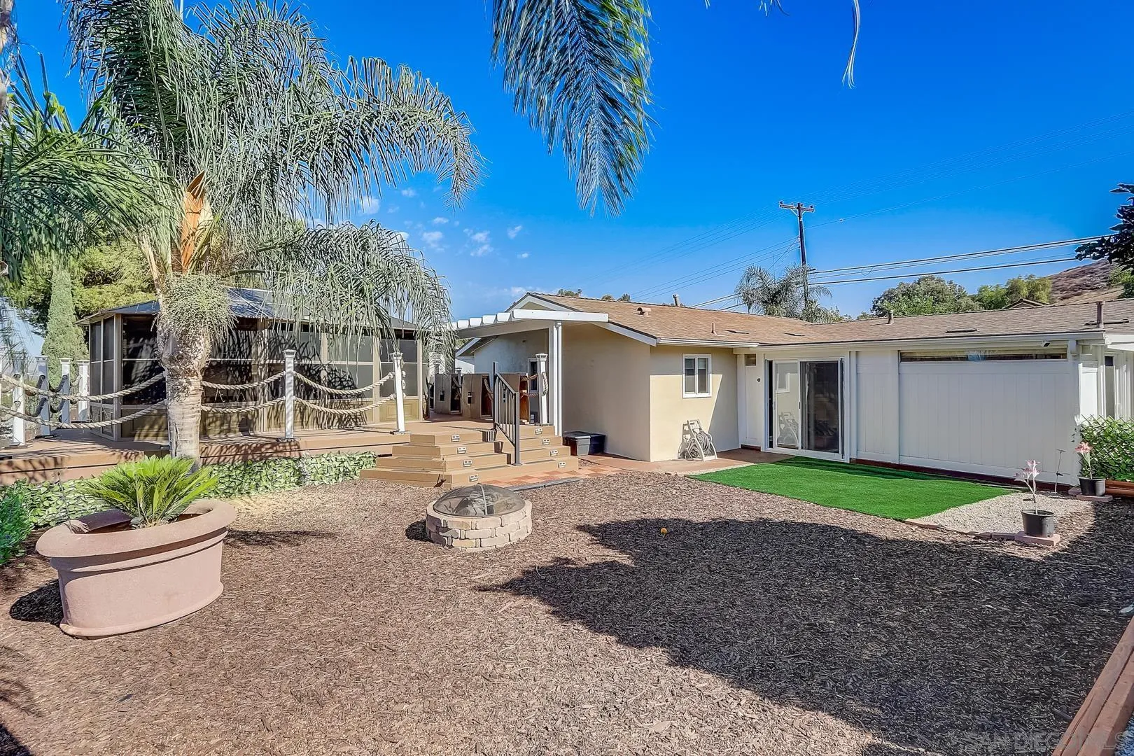 9124 Northcote Road Santee, CA 92071 - Photo 9 of 28 Gallery Image 9