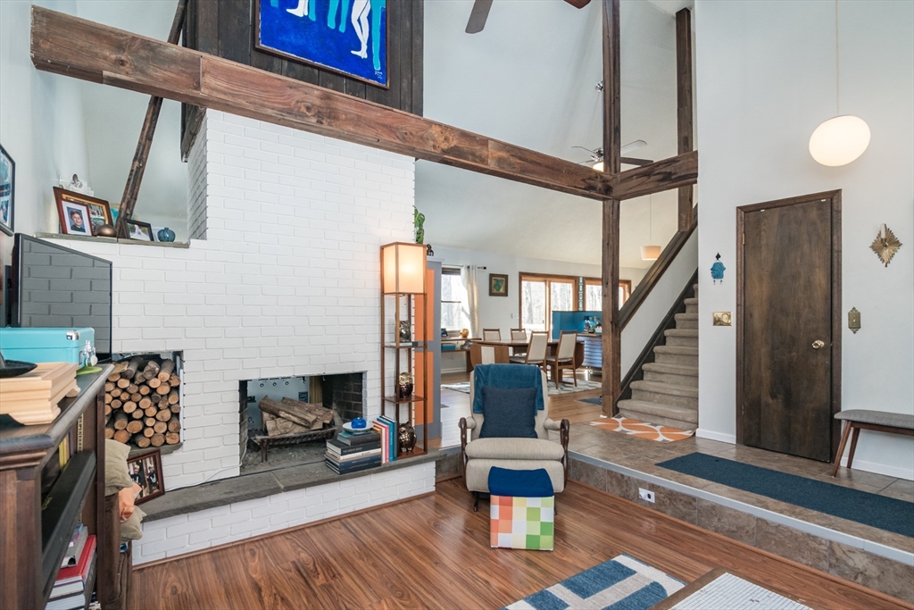 224 North Valley Road Pelham, MA 01002 - Photo 7 of 42
