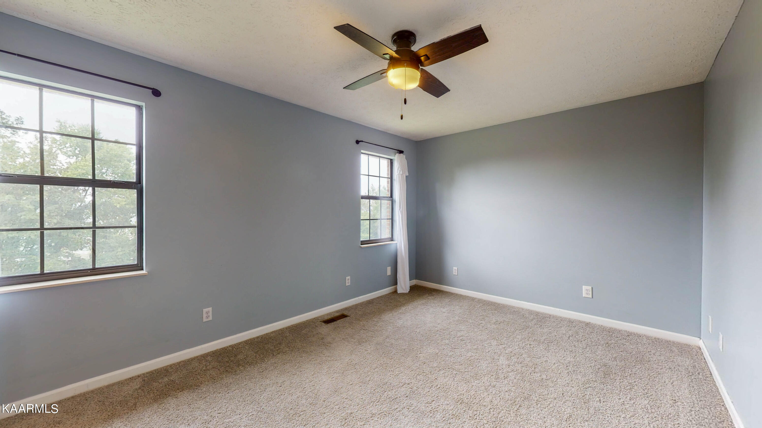 319 Maple Street Clinton, TN 37716 - Photo 15 of 22 319-Maple-St-42