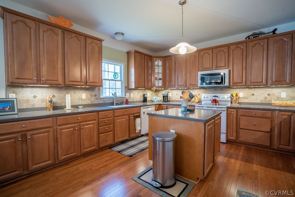 10907 Arbor Ridge Terrace Chester, VA 23831 - Photo 12 of 37 Gallery Image 12