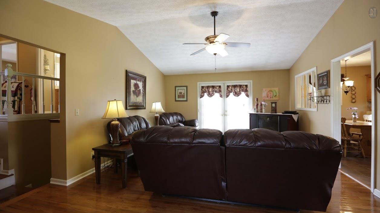 402 Ranch Road Portland, TN 37148 - Photo 8 of 24 a living room with furniture and a window